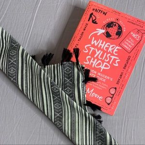 4 for $30 🌸 NWOT Striped Accessory Bandana